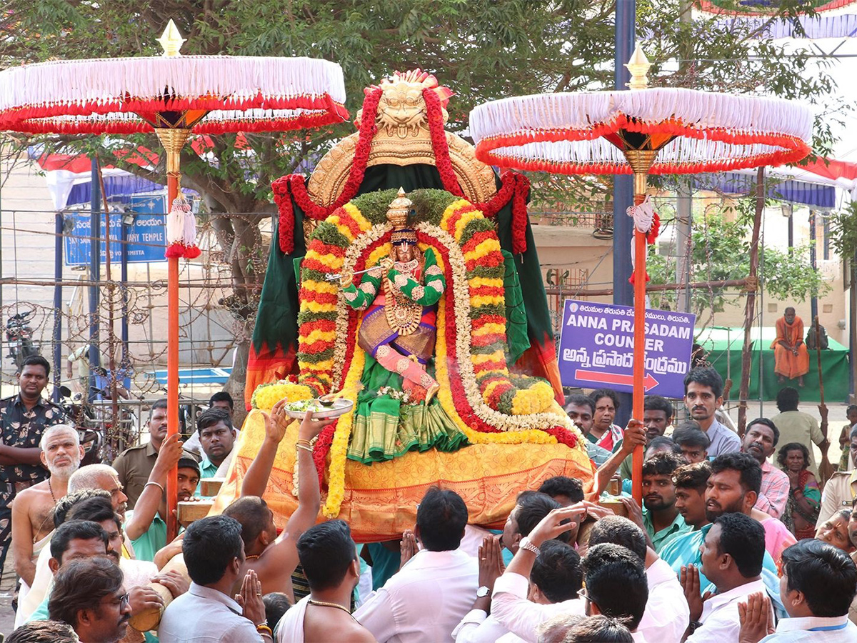 Annual Brahmotsavams of Vontimitta Kodandarama Swamy  - Sakshi11