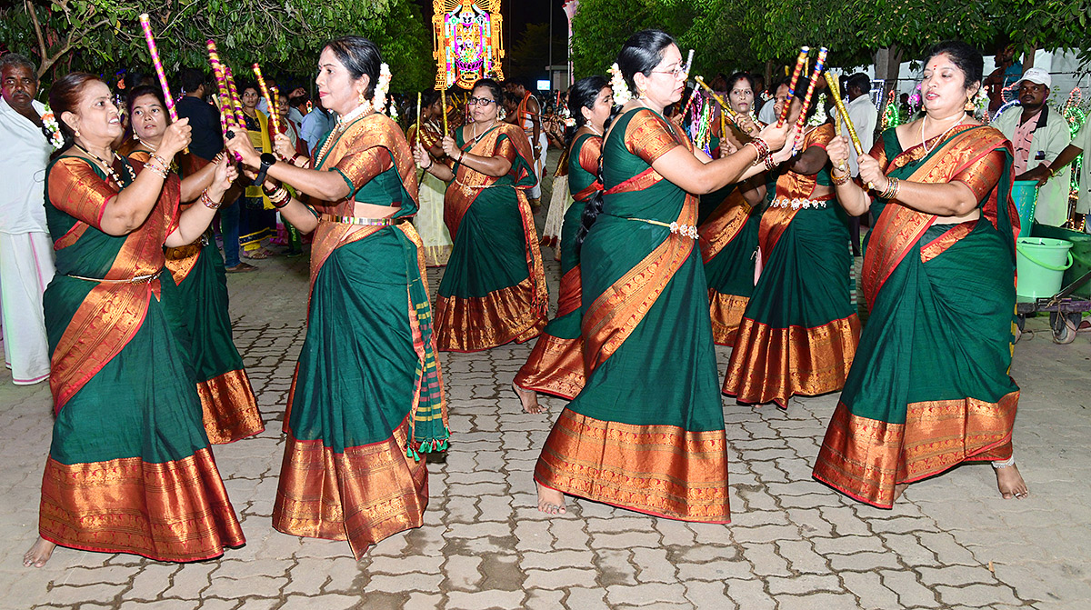 Annual Brahmotsavams of Vontimitta Kodandarama Swamy  - Sakshi18