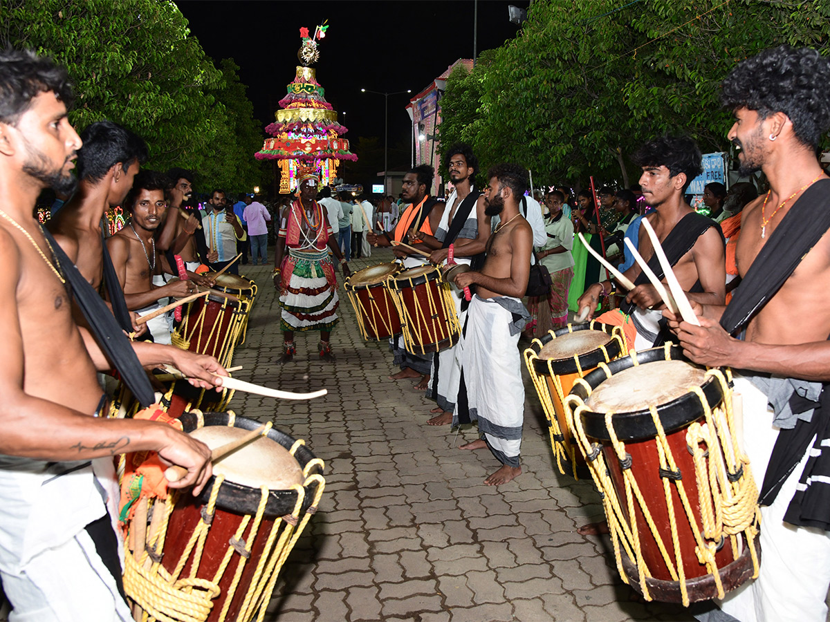 Annual Brahmotsavams of Vontimitta Kodandarama Swamy  - Sakshi8