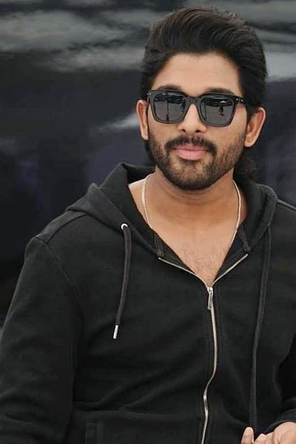 Chance with Allu Arjun.. Do you know The Hero? Photos - Sakshi17