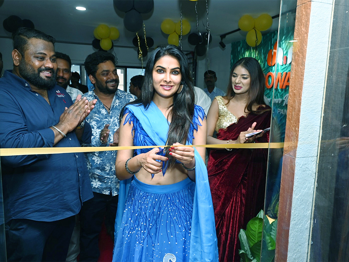 Divi Vadthya at the launch of The Deco Walls - Sakshi1