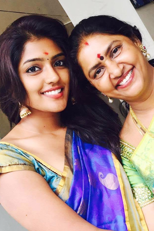 Eesha Rebba Birthday Special Rare Photos - Sakshi26