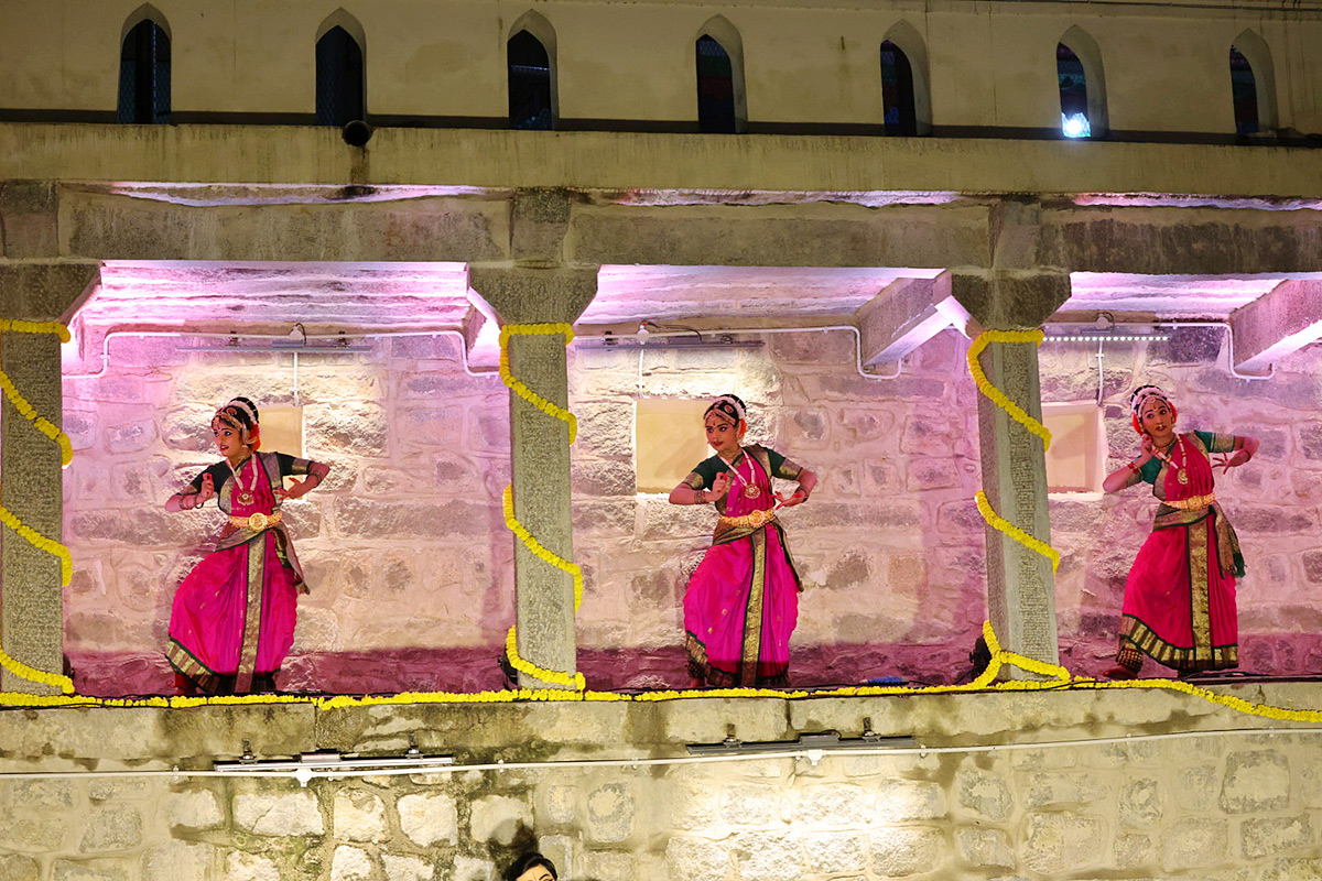 Kuchipudi Dance Metla Bavi at Bansilalpet Photos - Sakshi5