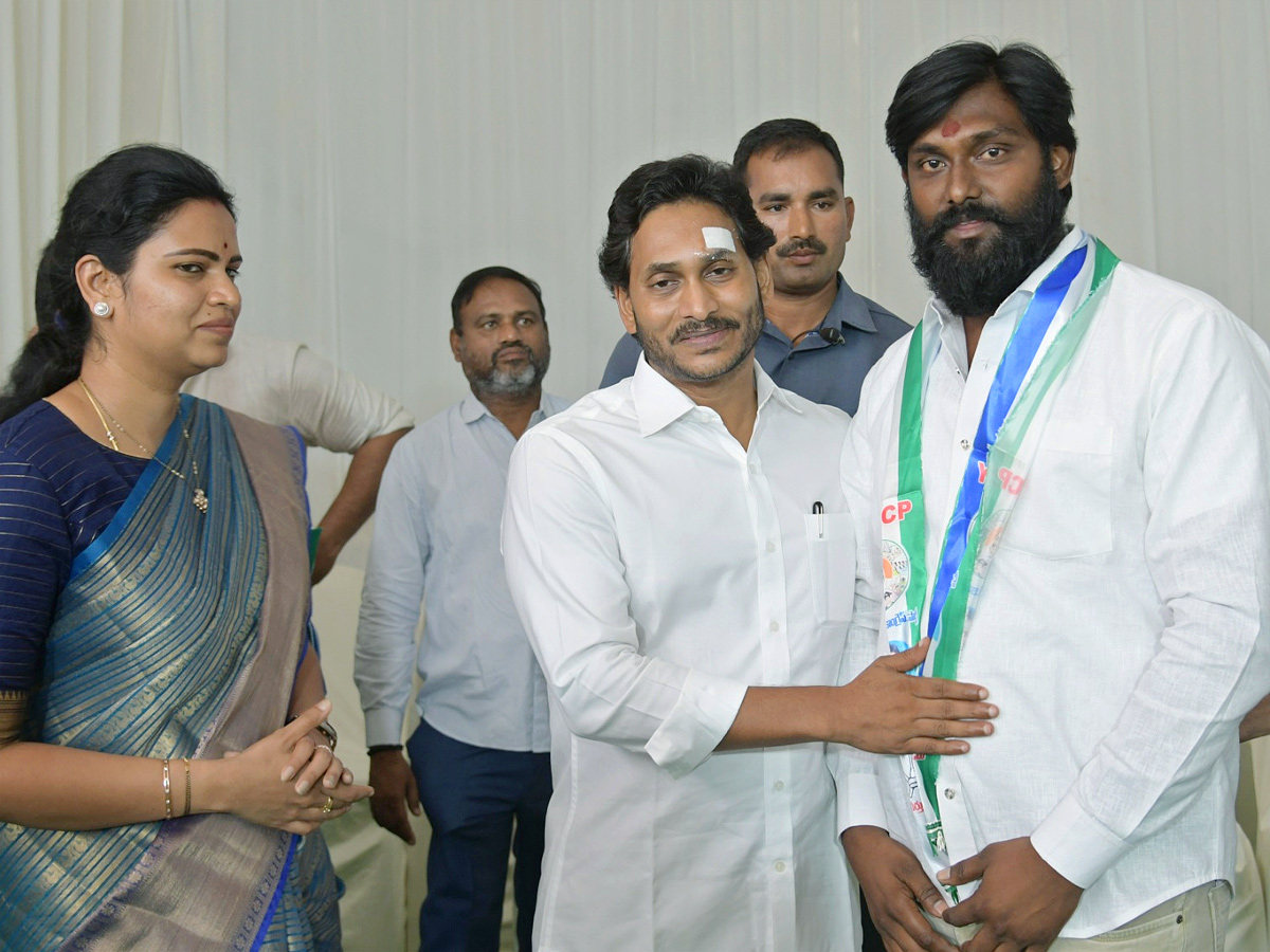 Tdp And Janasena Leaders Joins Ysrcp - Sakshi15