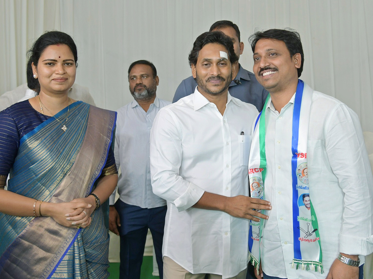 Tdp And Janasena Leaders Joins Ysrcp - Sakshi19