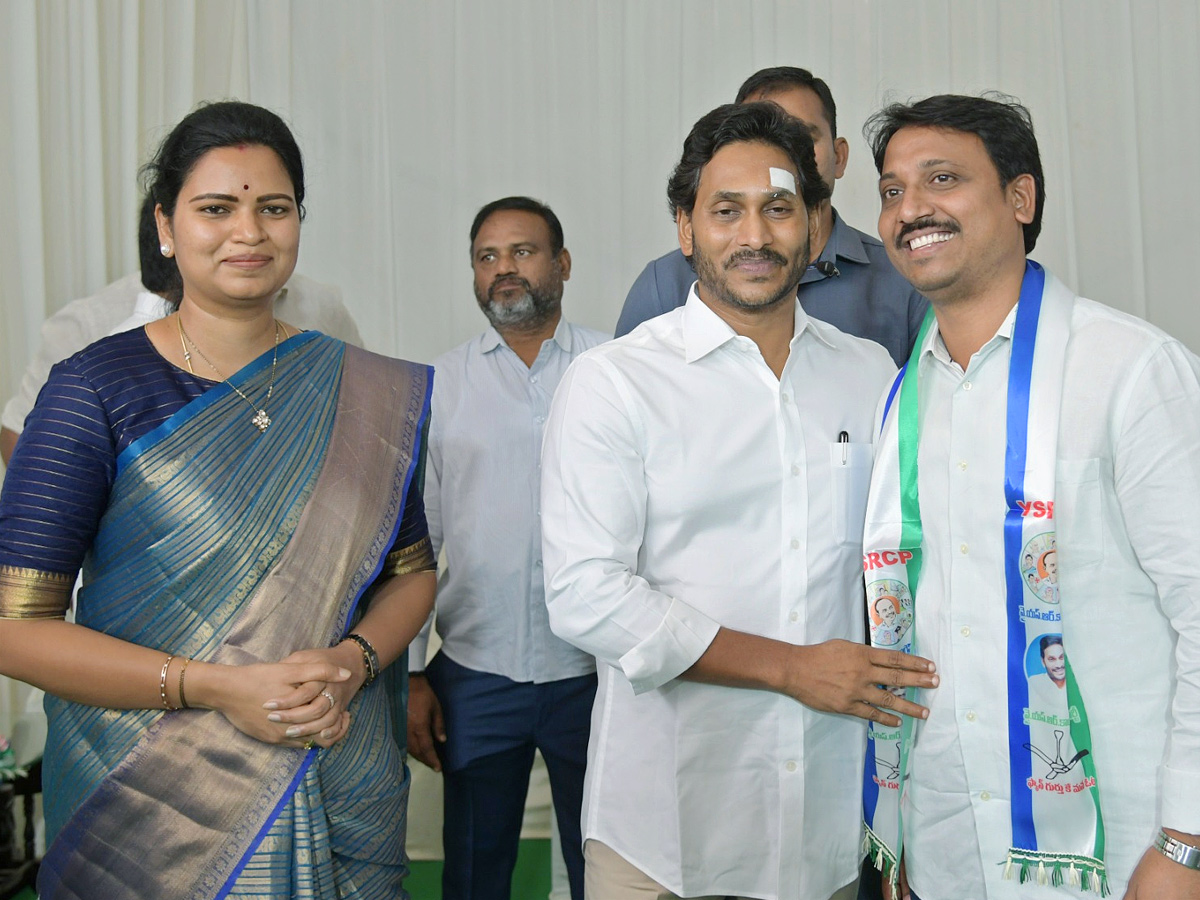 Tdp And Janasena Leaders Joins Ysrcp - Sakshi20