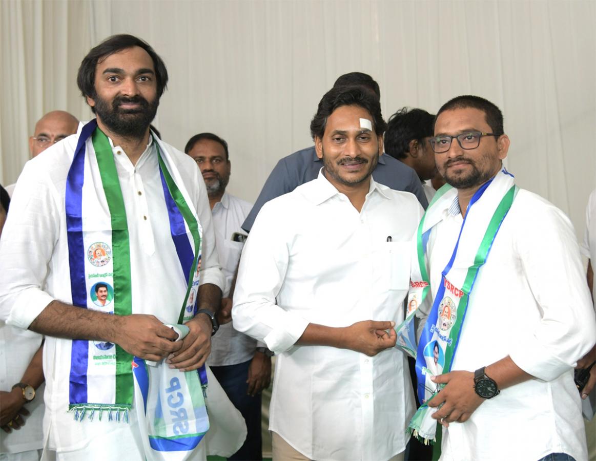 Tdp And Janasena Leaders Joins Ysrcp - Sakshi10