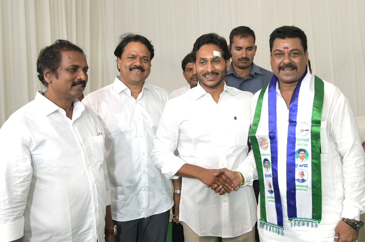 Tdp And Janasena Leaders Joins Ysrcp - Sakshi4