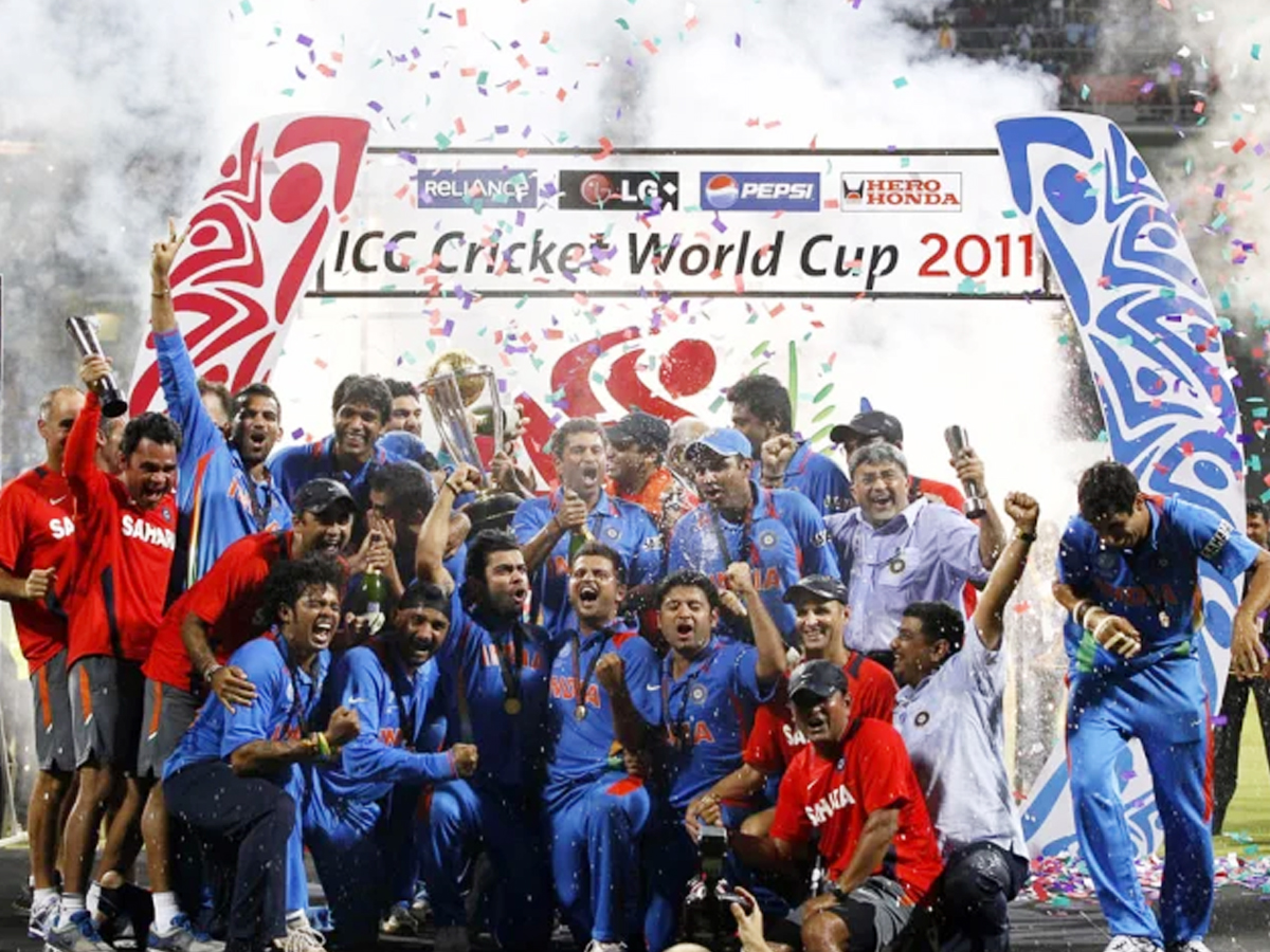 Historic Moment Of India Winning 2011 Word Cup On The Same Day Gallery - Sakshi23