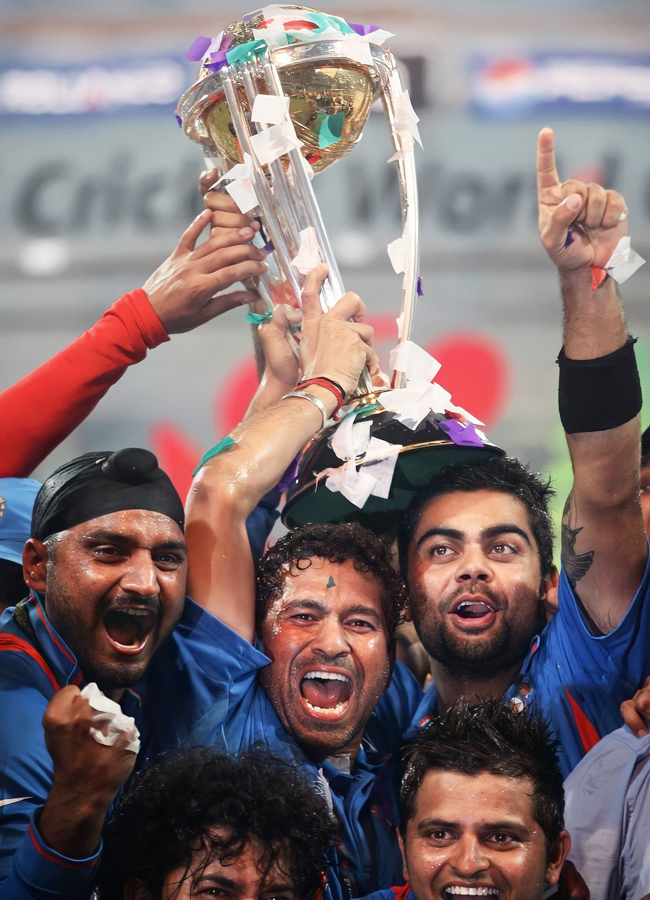 Historic Moment Of India Winning 2011 Word Cup On The Same Day Gallery - Sakshi5