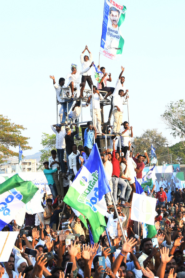 AP CM Y.S Jagan Mohan Reddy At Madanapalle Memantha Siddham Public Meeting Photos - Sakshi24