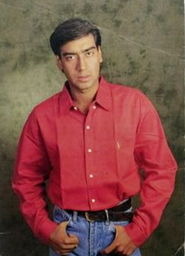 Bollywood Star Hero Ajay Devgn Rare And Unseen Photos - Sakshi16