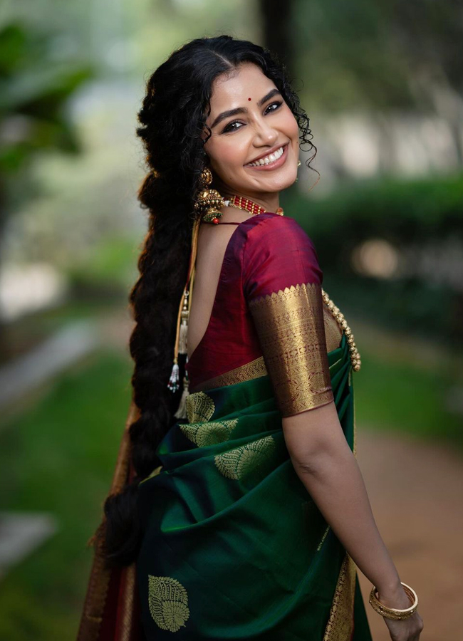 Anupama Parameswaran Amazing Saree Look - Sakshi6