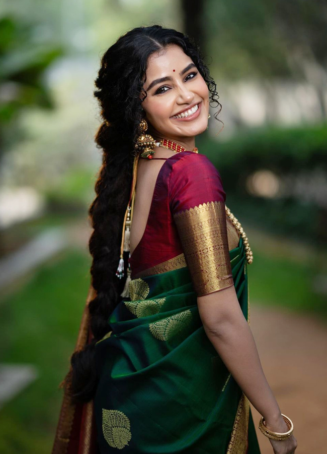 Anupama Parameswaran Amazing Saree Look - Sakshi8