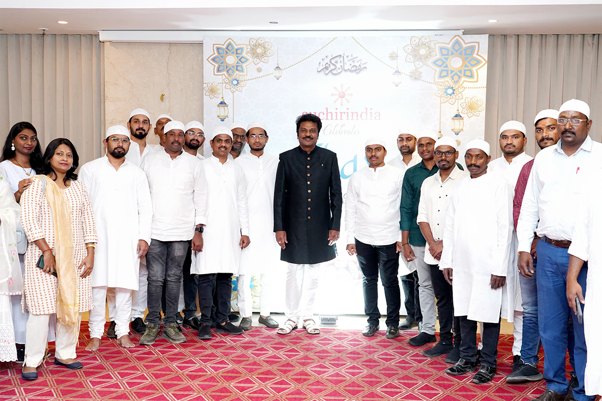 Lion Kiron Hosted iftar Party at Hotel Mercure Photos - Sakshi7