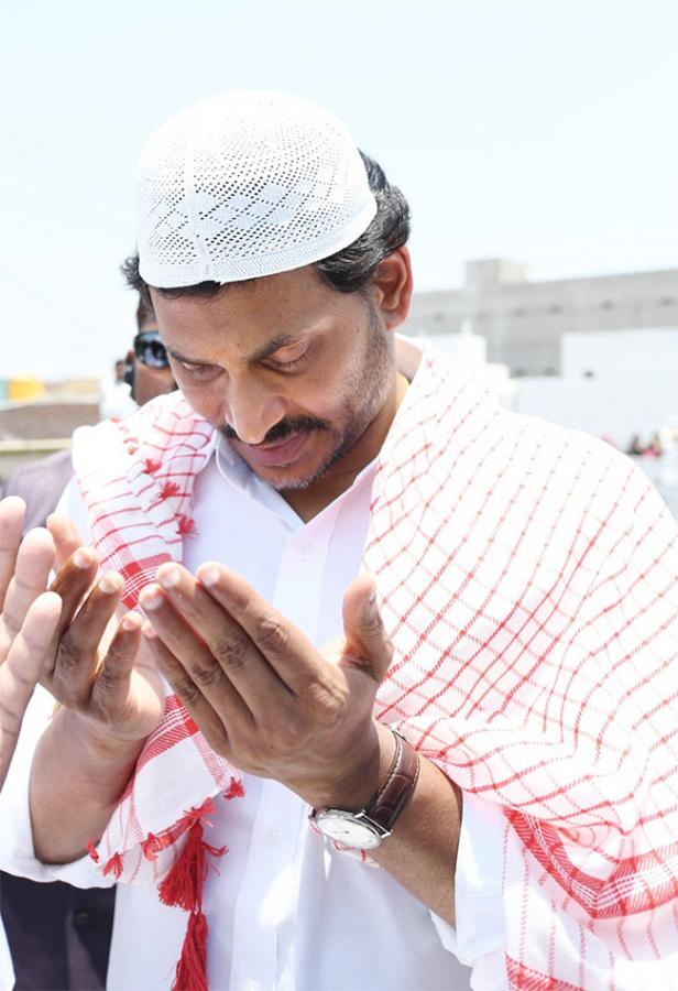 Chittoor: CM Jagan Memantha Siddham Bus Yatra Day 7 Photos - Sakshi31