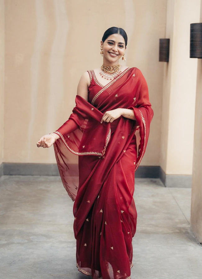 Aishwarya Lekshmi Ultimate Saree Looks - Sakshi6