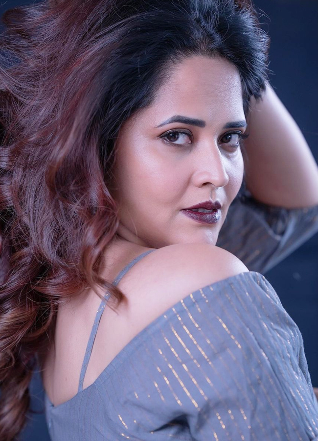 Anchor Anasuya Bharadwaj In Trendy Looks - Sakshi2