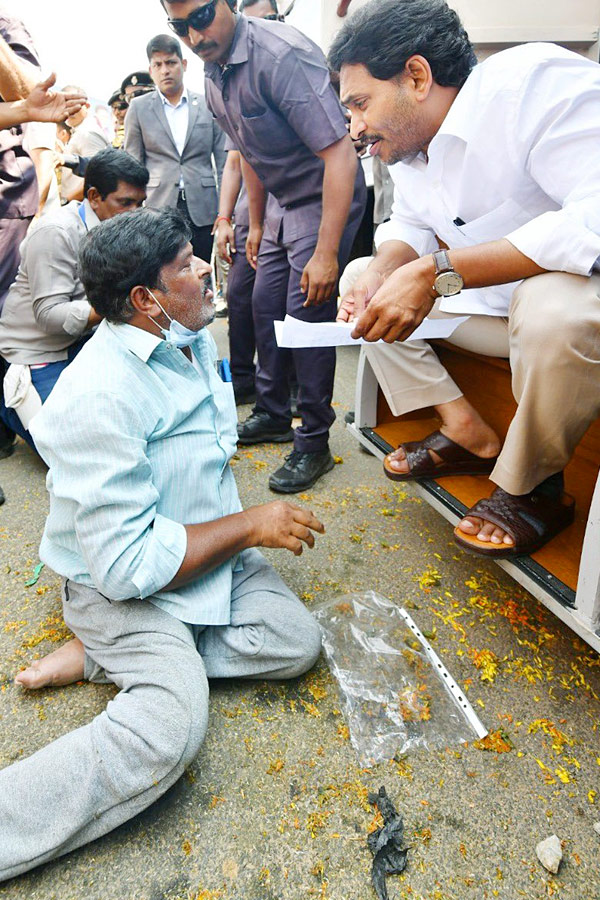 CM YS Jagan Memantha Siddham Bus Yatra at Chittoor District Photos - Sakshi20