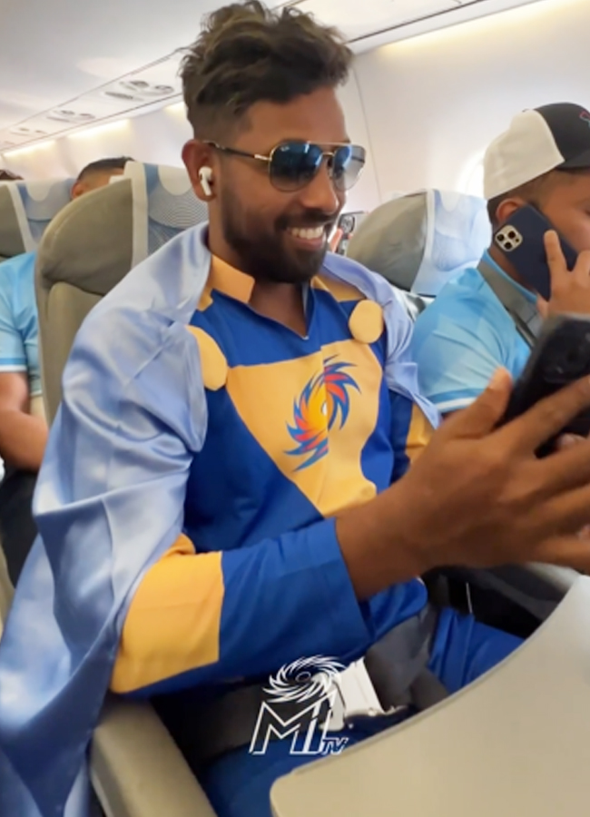 IPL 2024 Mumbai Indians Stars Spotted In Punishment Jumpsuit Check Why - Sakshi5