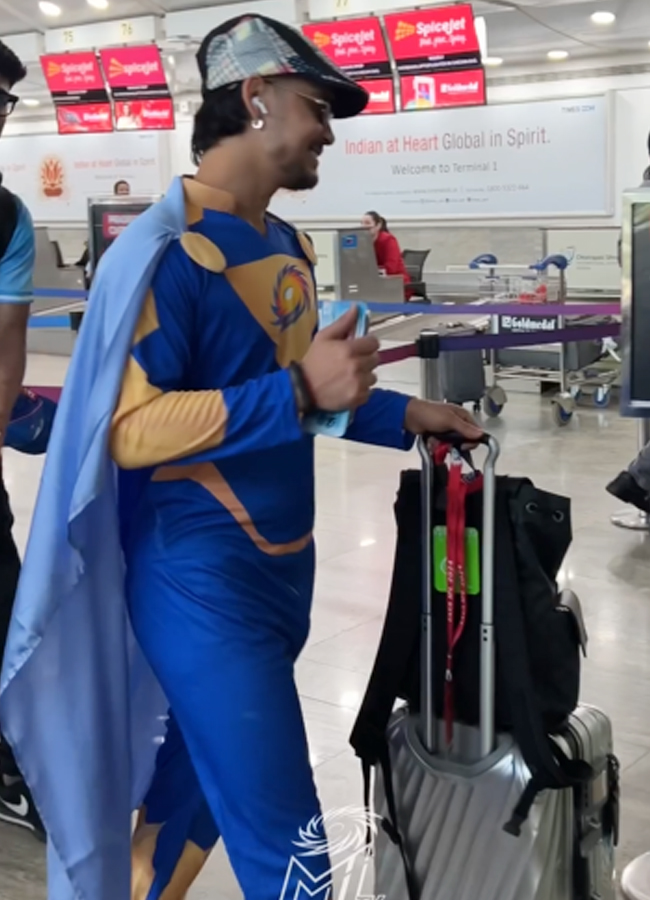 IPL 2024 Mumbai Indians Stars Spotted In Punishment Jumpsuit Check Why - Sakshi6