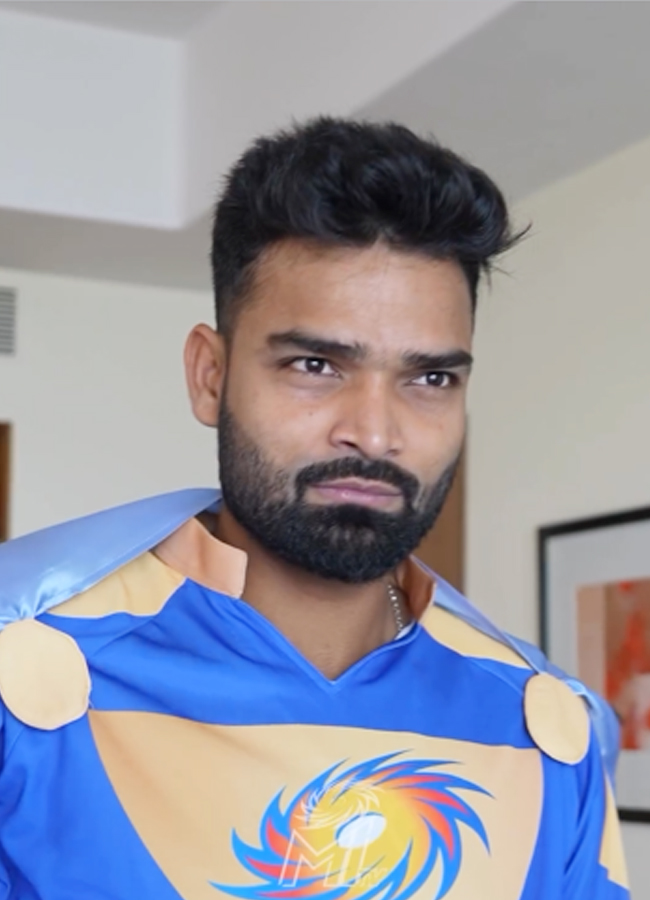 IPL 2024 Mumbai Indians Stars Spotted In Punishment Jumpsuit Check Why - Sakshi9