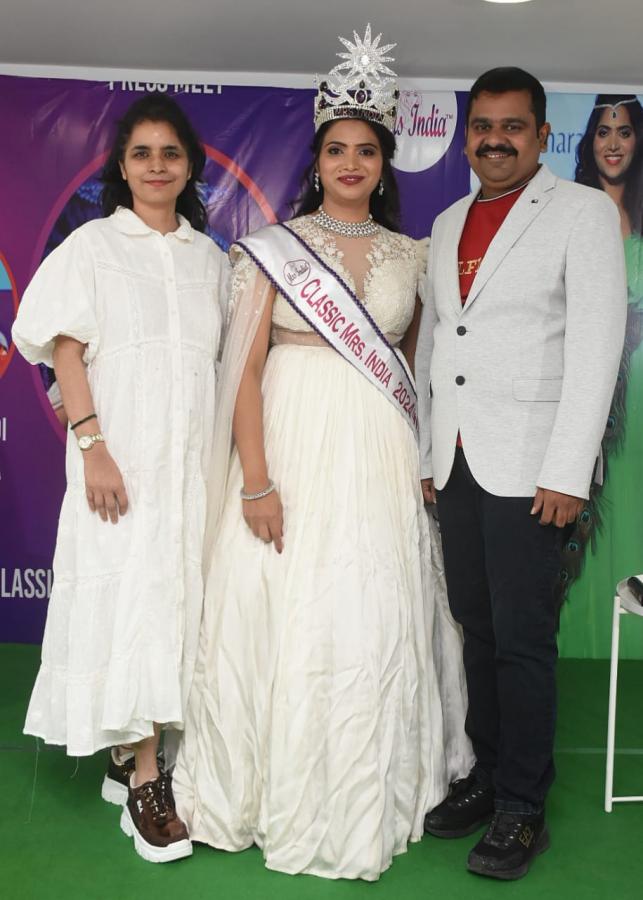 Hyderabad Classic Mrs India 2024 Winner Ratna Mehra Photos - Sakshi7