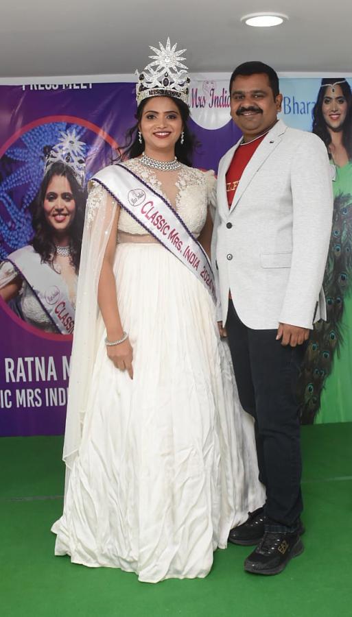 Hyderabad Classic Mrs India 2024 Winner Ratna Mehra Photos - Sakshi9