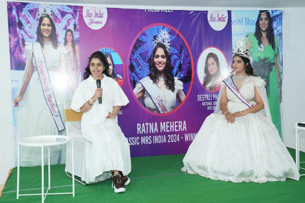 Hyderabad Classic Mrs India 2024 Winner Ratna Mehra Photos - Sakshi15