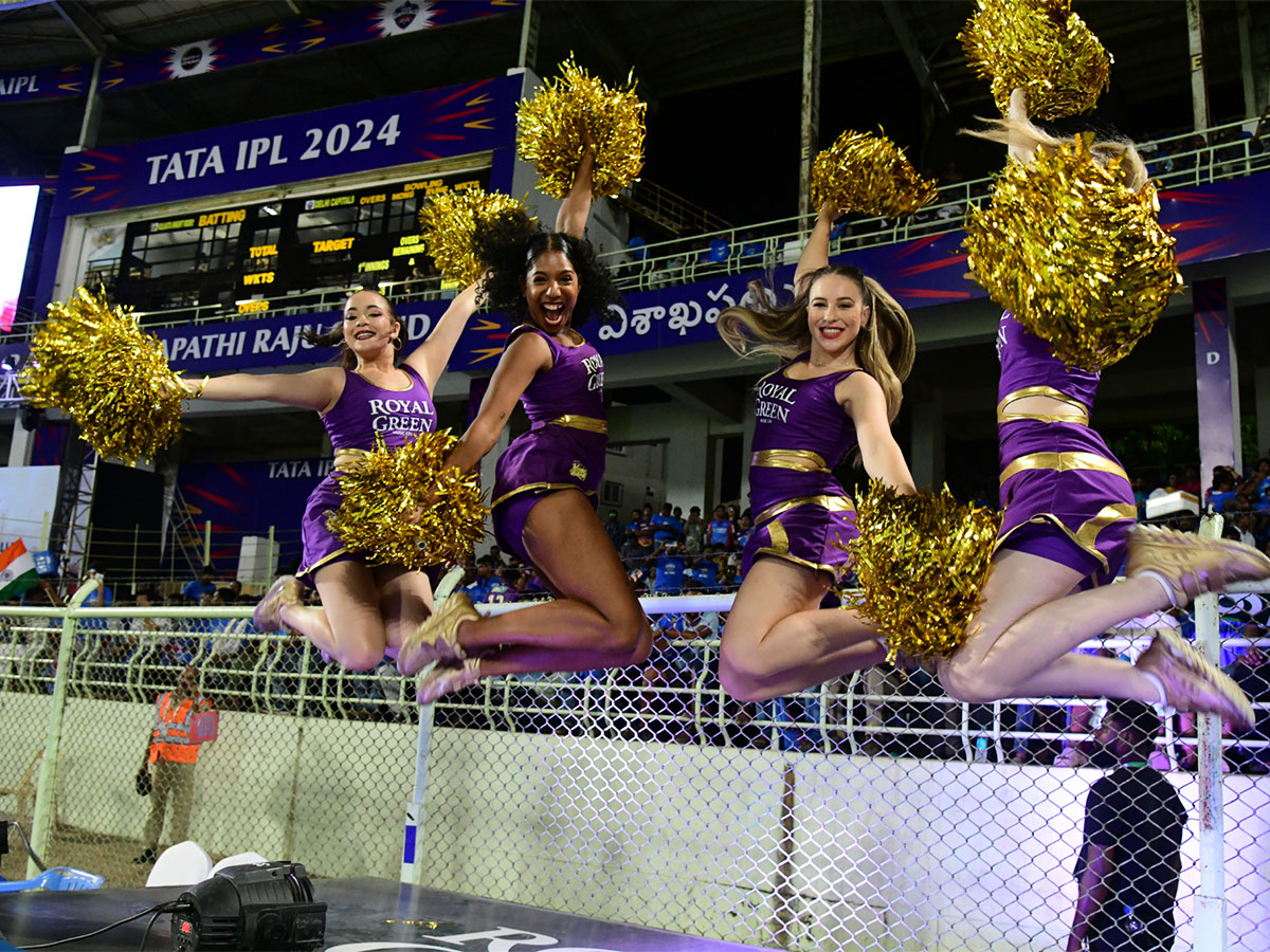 IPL T20 cricket match between Delhi Capitals and Kolkata Knight Riders in Visakhapatnam - Sakshi12