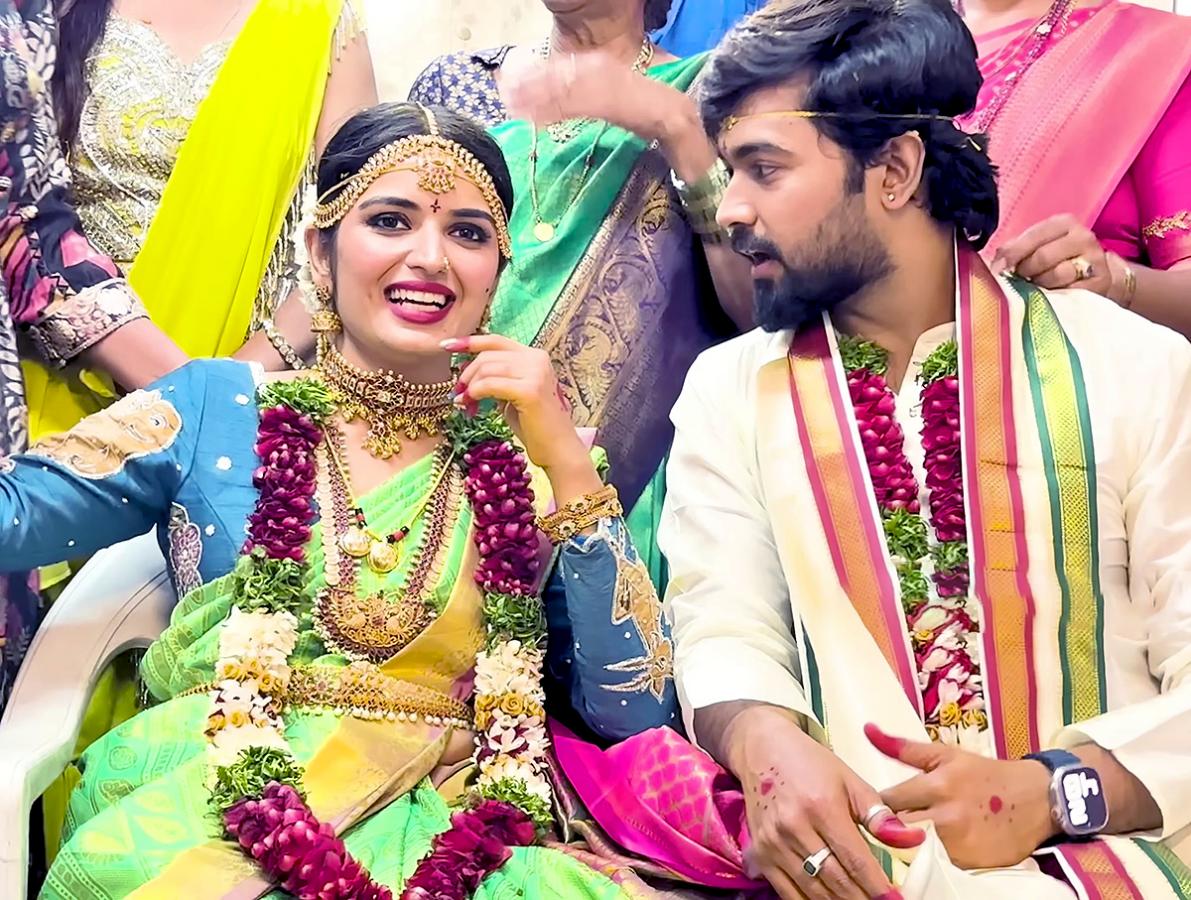 shivakumar marihal priyanka jain marriage - Sakshi8