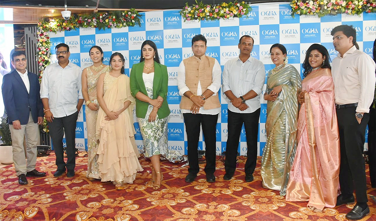 Dimple Hayathi Launches Ogha Wellness Center At Gachibowli - Sakshi5