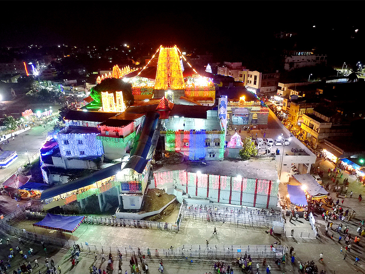 Sri Rama Navami Festival In Bhadrachalam - Sakshi1