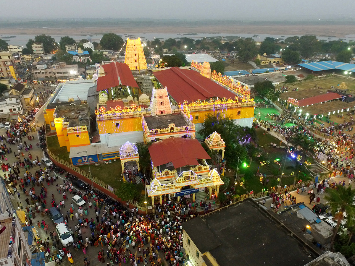 Sri Rama Navami Festival In Bhadrachalam - Sakshi3