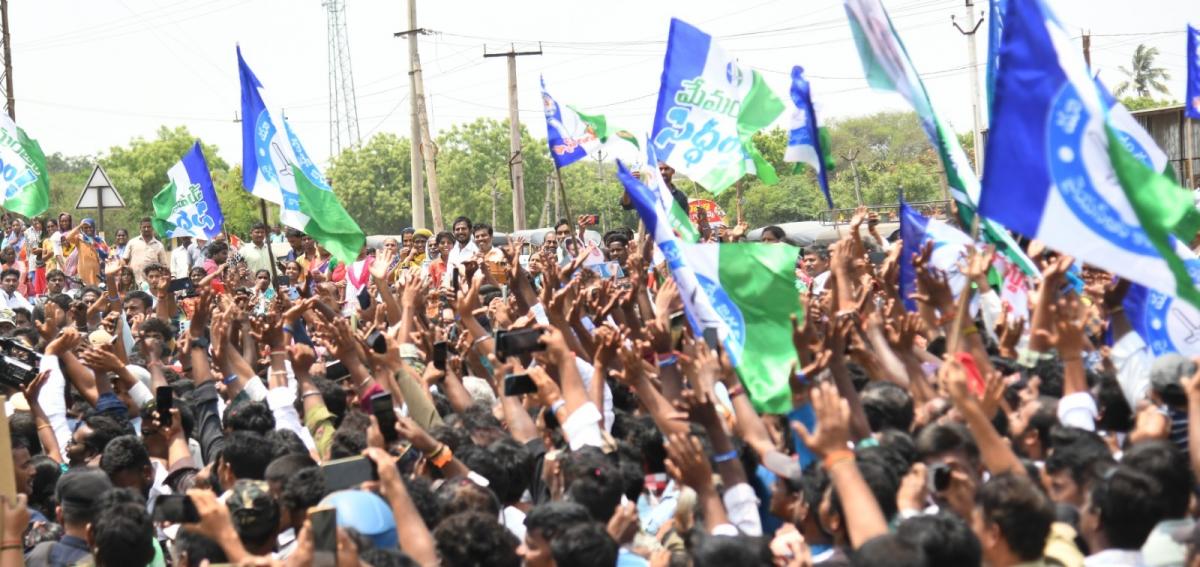 CM YS Jagan At Memantha Siddham Bus Yatra Nellore District Photos - Sakshi9