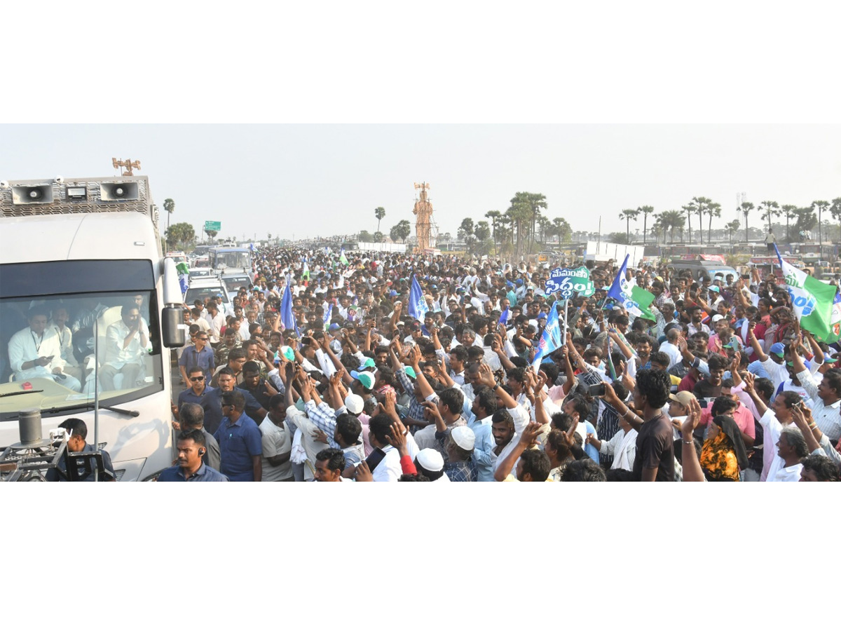 AP CM YS Jagan Memantha Siddham Public Meeting at Kavali Nellore District Photos - Sakshi33