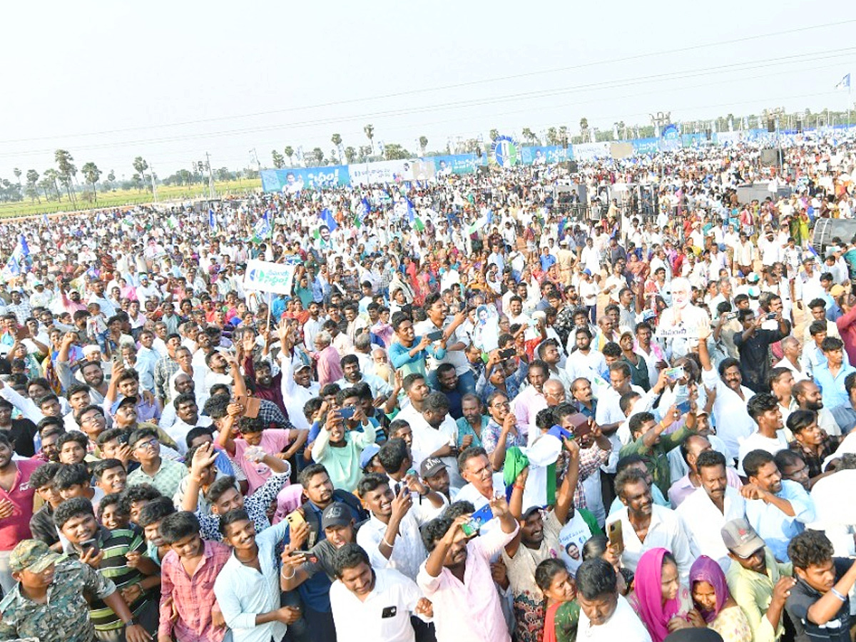 AP CM YS Jagan Memantha Siddham Public Meeting at Kavali Nellore District Photos - Sakshi35