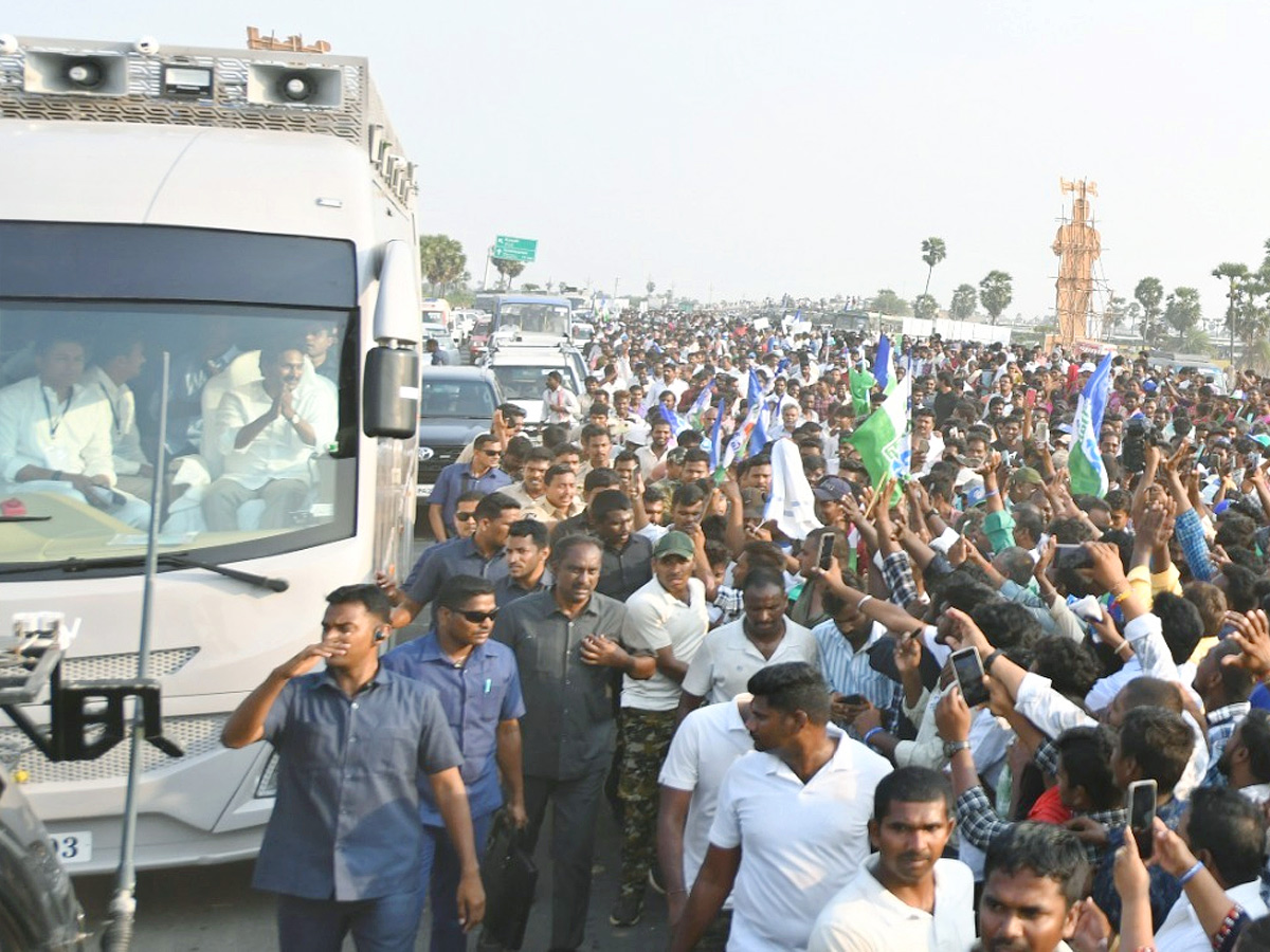 AP CM YS Jagan Memantha Siddham Public Meeting at Kavali Nellore District Photos - Sakshi37