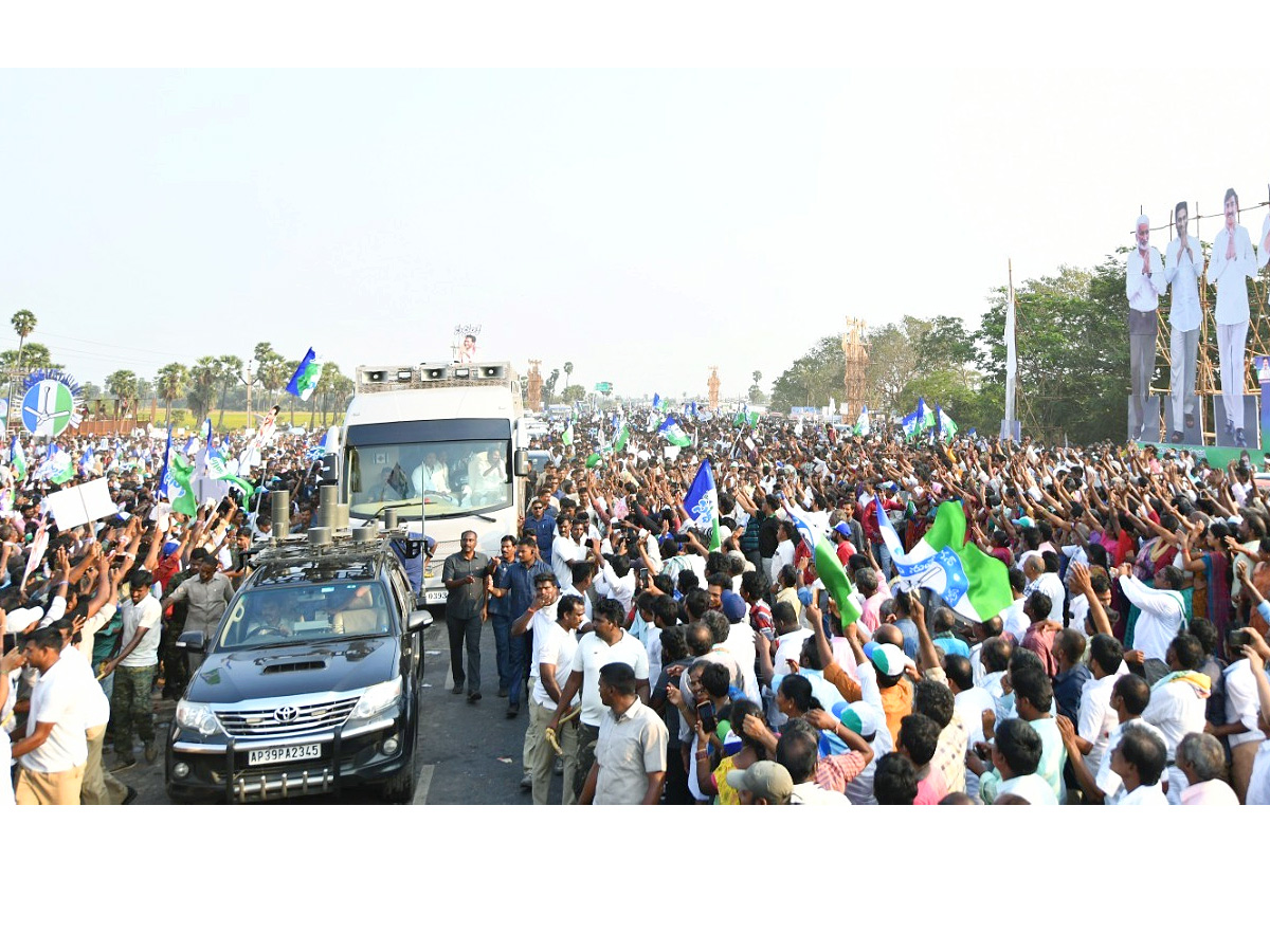 AP CM YS Jagan Memantha Siddham Public Meeting at Kavali Nellore District Photos - Sakshi38