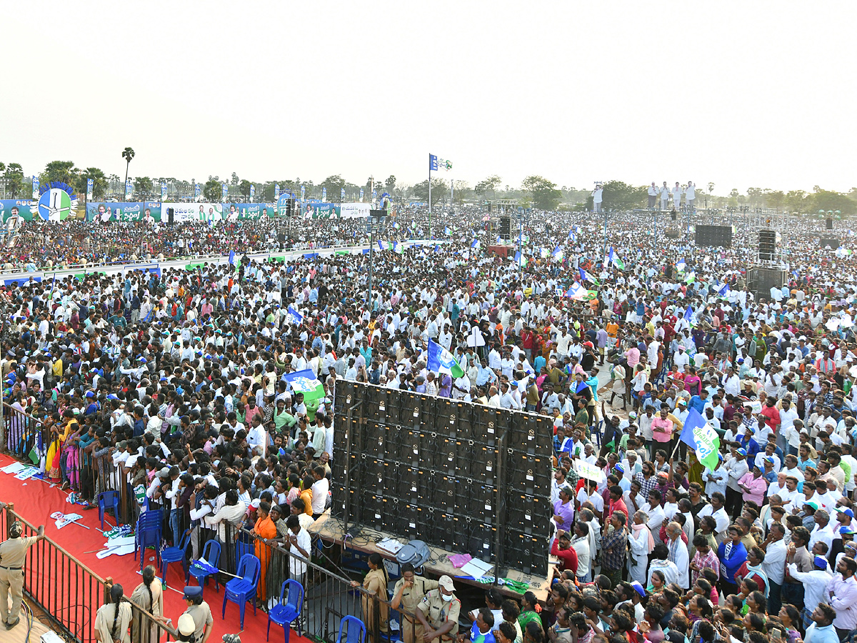 AP CM YS Jagan Memantha Siddham Public Meeting at Kavali Nellore District Photos - Sakshi39