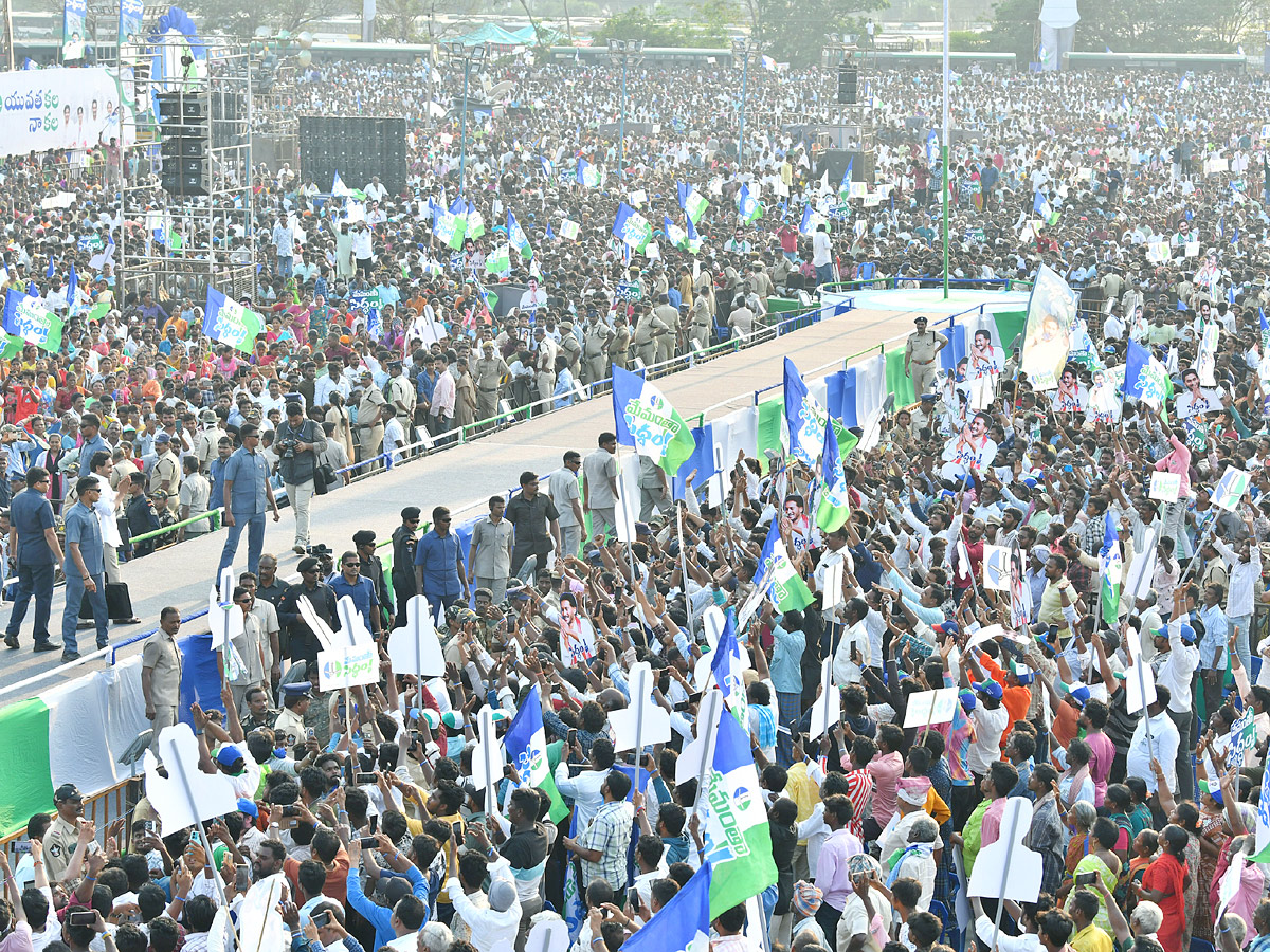 AP CM YS Jagan Memantha Siddham Public Meeting at Kavali Nellore District Photos - Sakshi40