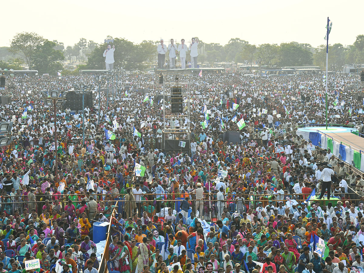 AP CM YS Jagan Memantha Siddham Public Meeting at Kavali Nellore District Photos - Sakshi43