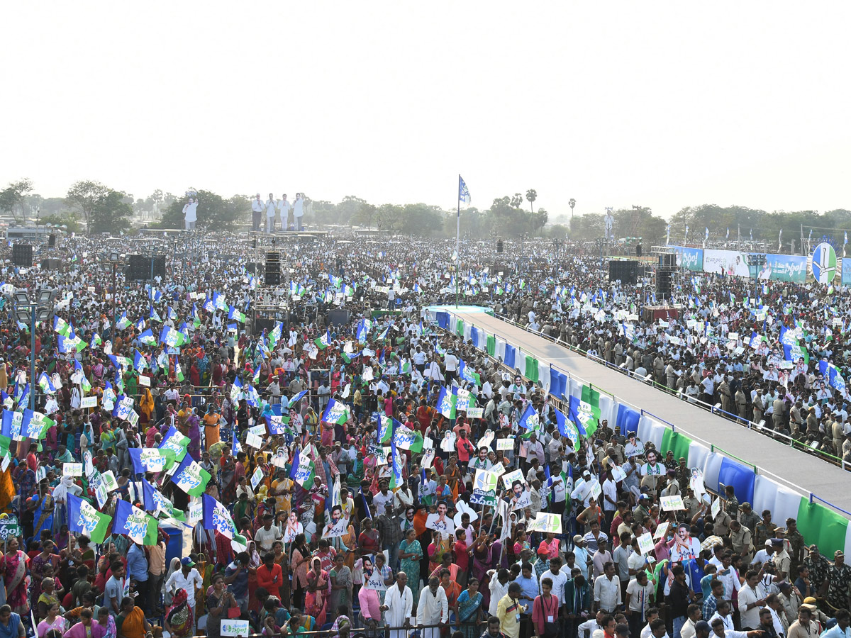 AP CM YS Jagan Memantha Siddham Public Meeting at Kavali Nellore District Photos - Sakshi46