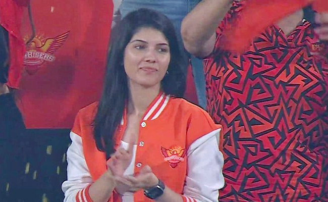 Celebrities And Officials In IPL Match at Hyderabad Uppal Cricket Stadium Photos - Sakshi2