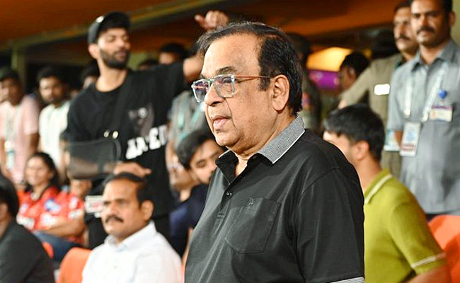 Celebrities And Officials In IPL Match at Hyderabad Uppal Cricket Stadium Photos - Sakshi3