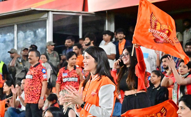 Celebrities And Officials In IPL Match at Hyderabad Uppal Cricket Stadium Photos - Sakshi6