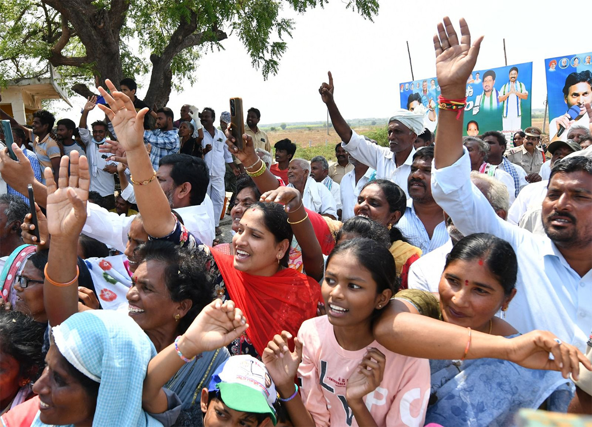 AP CM YS Jagan Memantha Siddham at Prakasam Distirct - Sakshi37