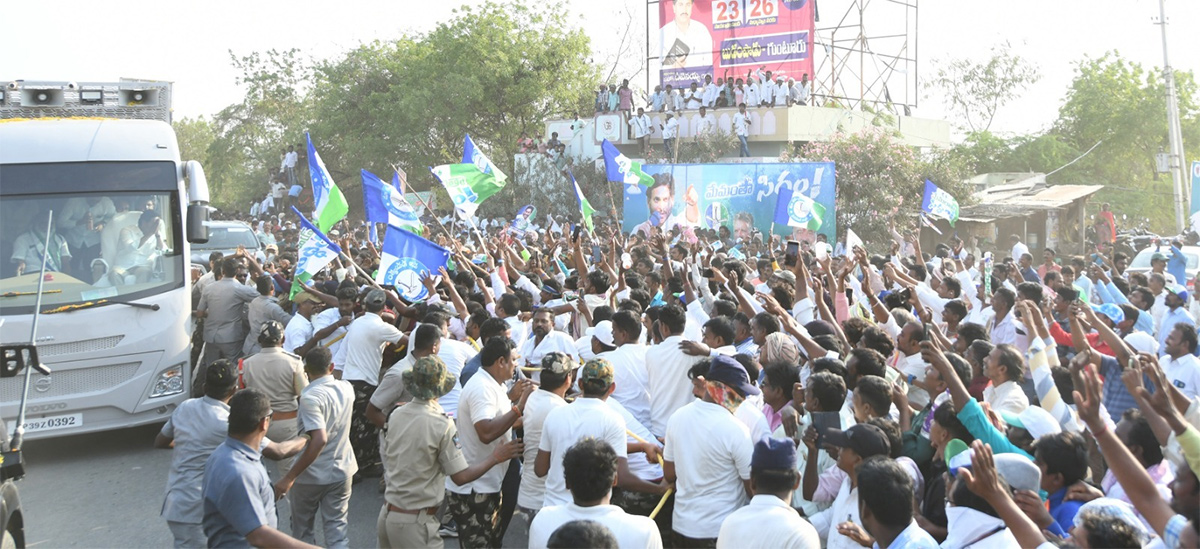 AP CM YS Jagan Public Meeting at Konakanametla Junction Memantha Siddham - Sakshi31