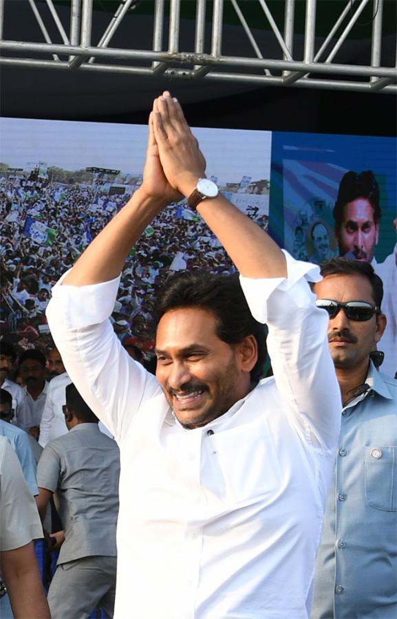 AP CM YS Jagan Public Meeting at Konakanametla Junction Memantha Siddham - Sakshi36