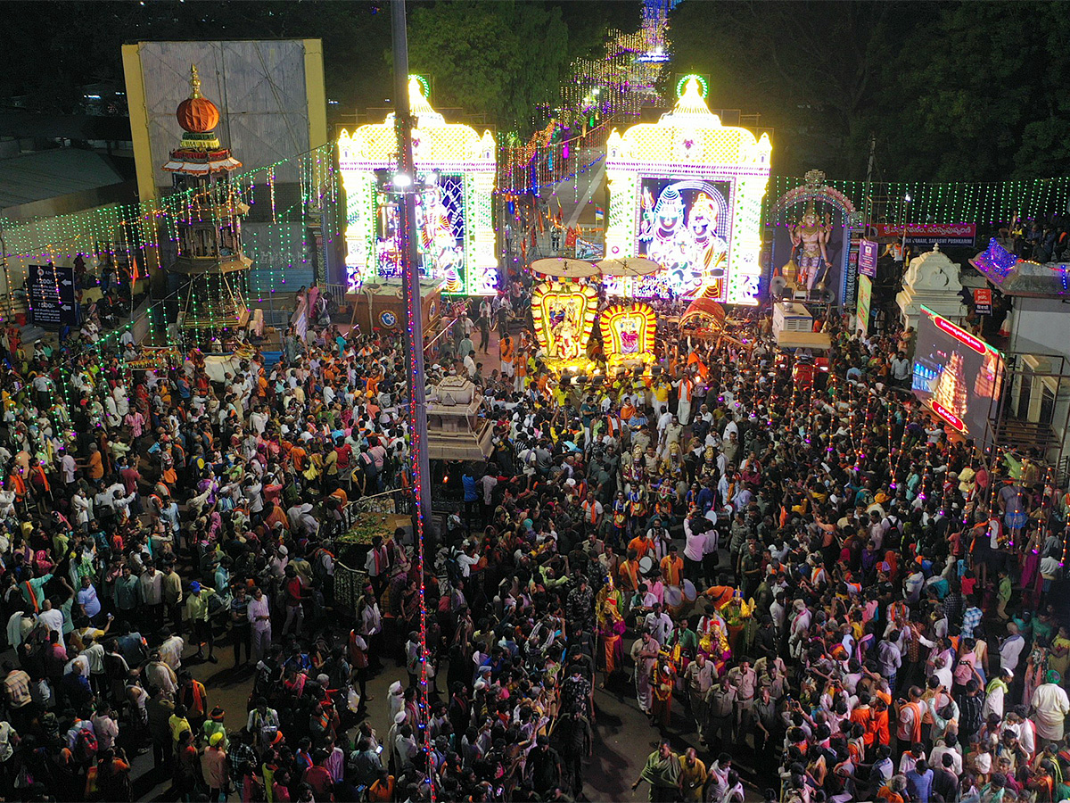 Ugadi Mahotsavam begins at Srisailam temple - Sakshi1